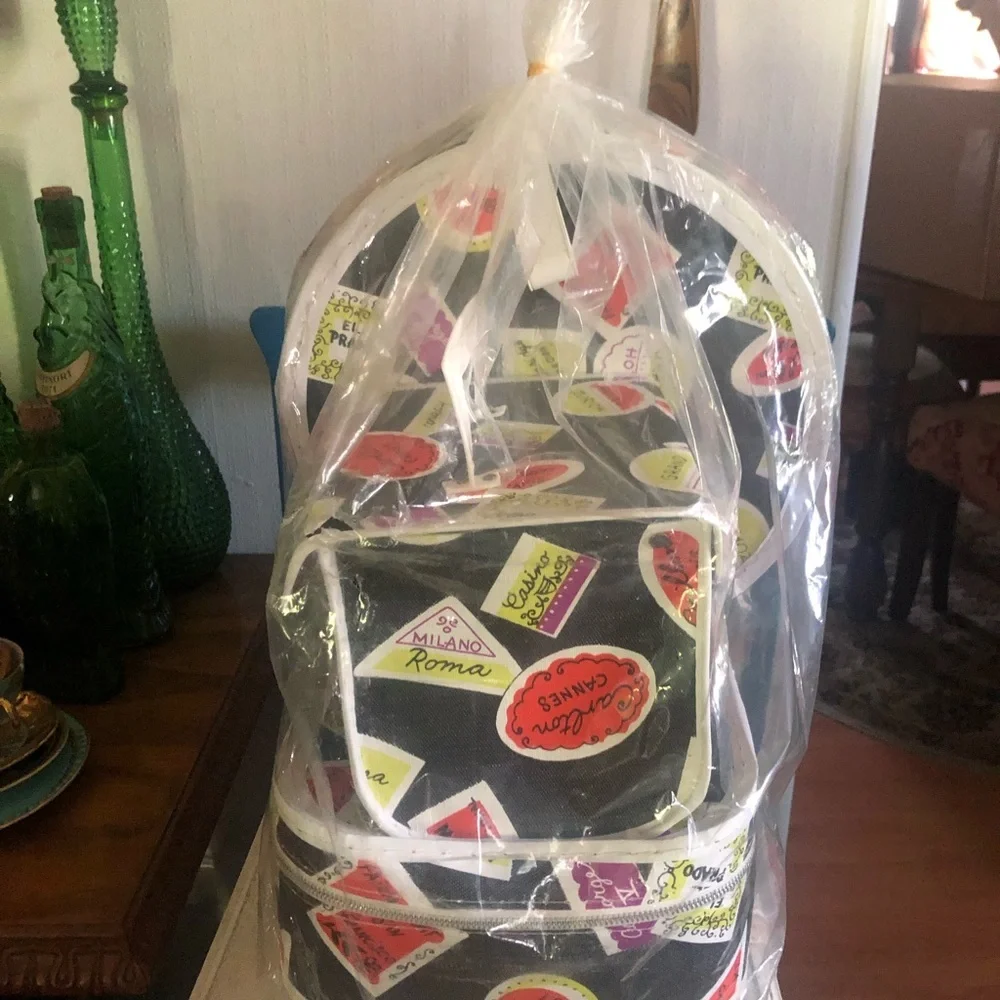 Vintage Kids Play Luggage Set